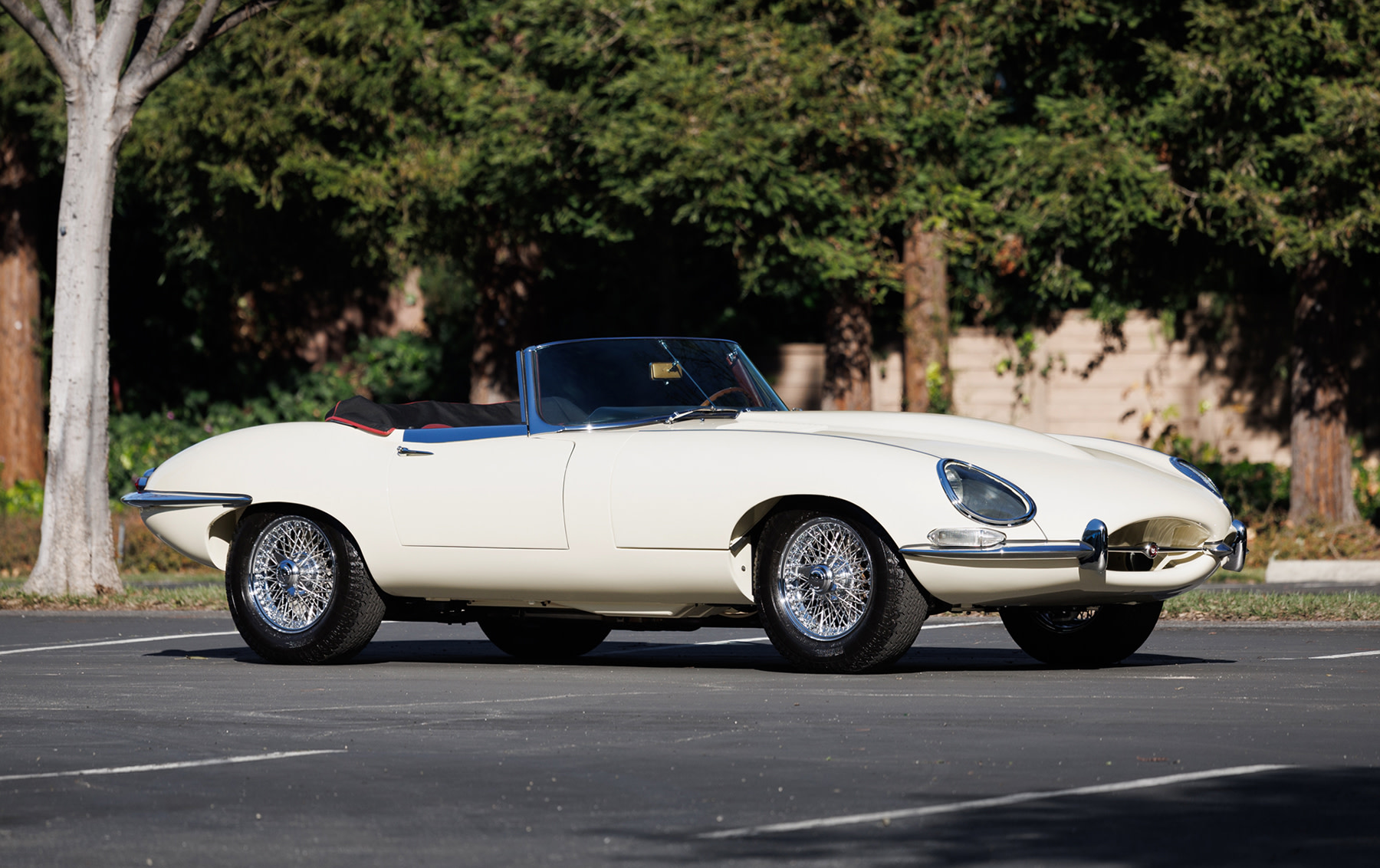 人気海外ブランドアイテム｜ファッション通販 1963_Jaguar_E- 自動車